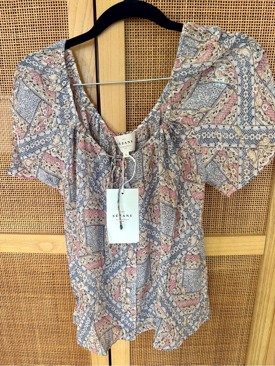 Sezane Tops - Sezane Vikaly Blouse in Mozaique Print size 6 Viscose/silk blend NWT